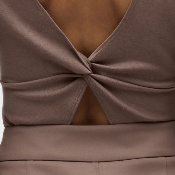 Hudson Knot Back Long Sleeve Snsp Closure Bodysuit Deep Taupe Size Medium - Picture 4 of 15